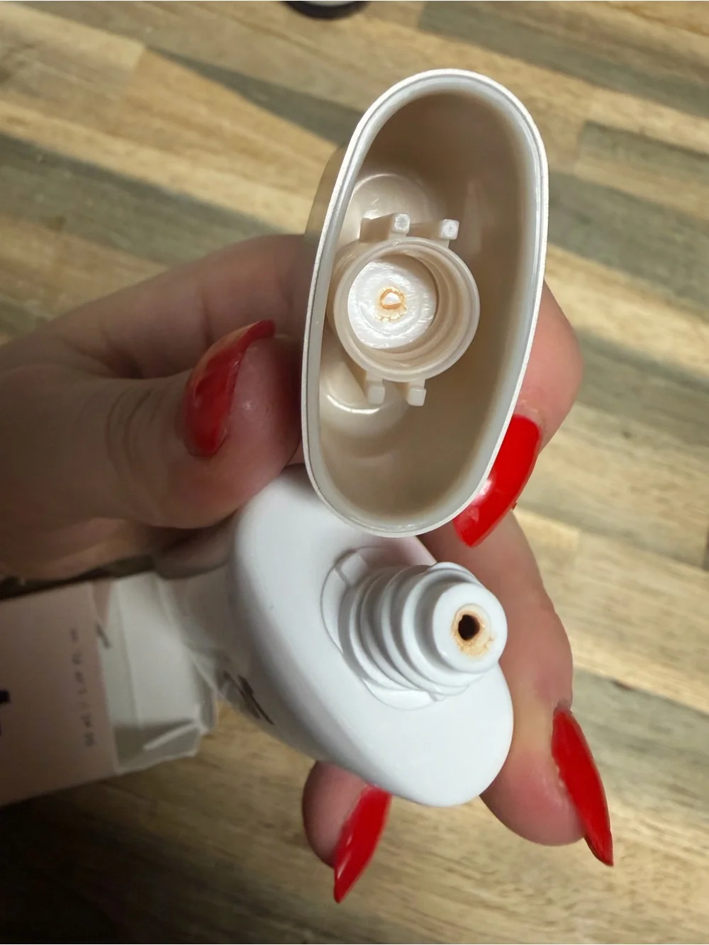 Jones Road Tinted Moisturizer in Light